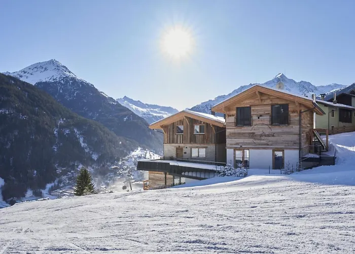 Private Villa: Chalets - The Peak