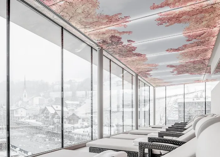 The Deluxe By Regina